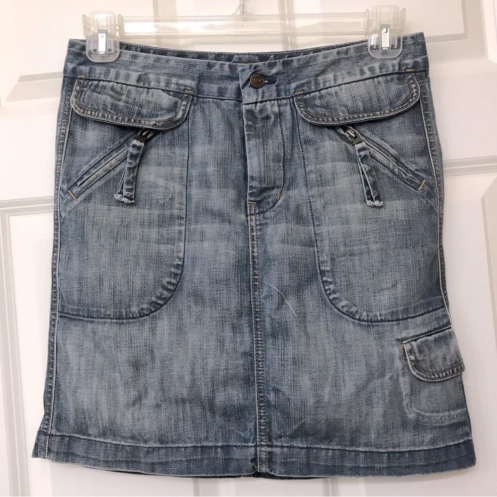 7 For All Mankind Denim Cargo Skirt Size 28